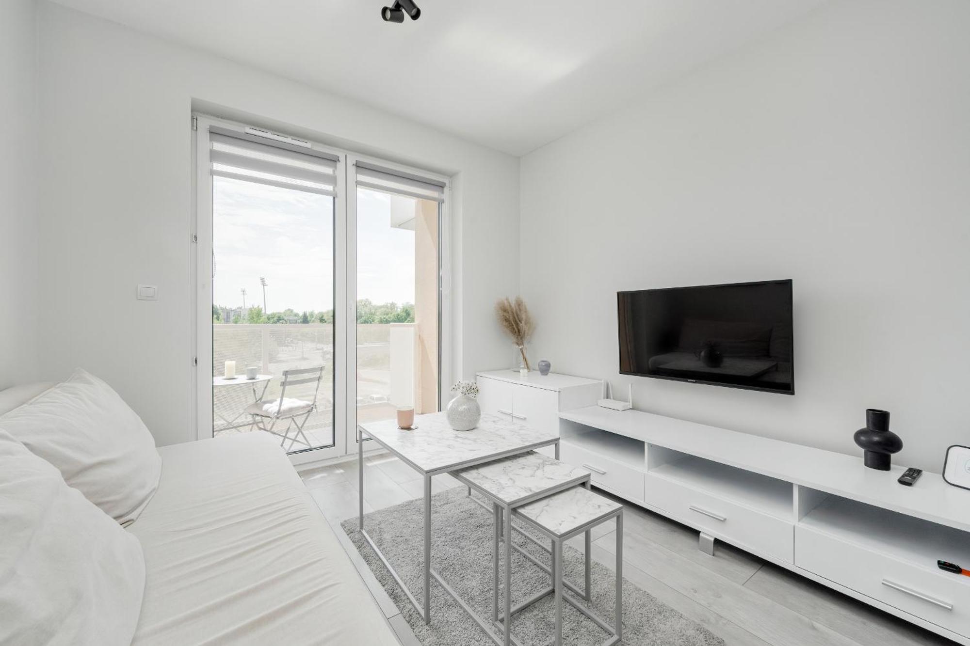 Miedziana Bright Apartment With Balcony And Parking Wroclaw By Noclegi Renters Екстериор снимка